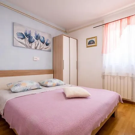 Vendégház Mirjana 3*