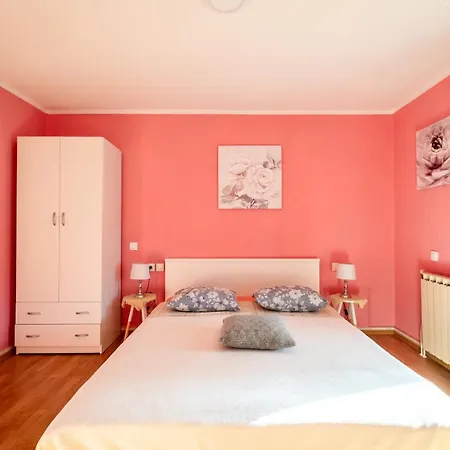 Istra 3*